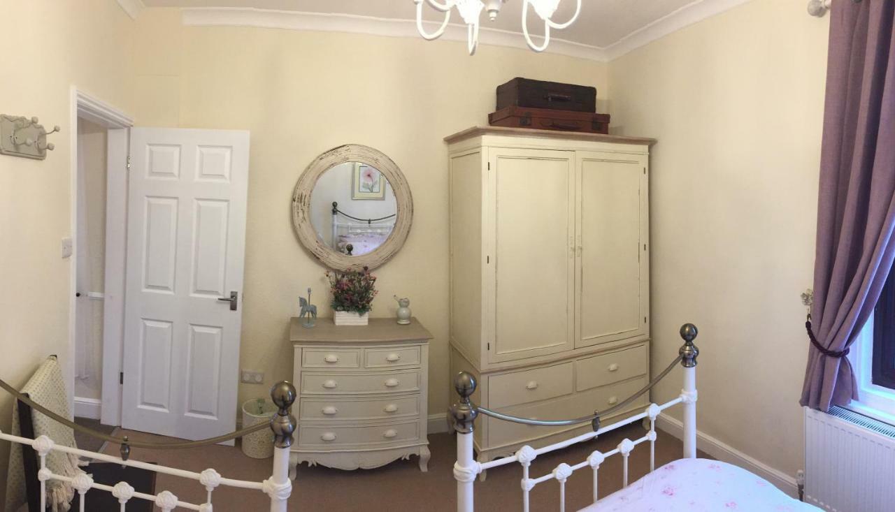 Browns Holiday Cottage Filey Eksteriør bilde